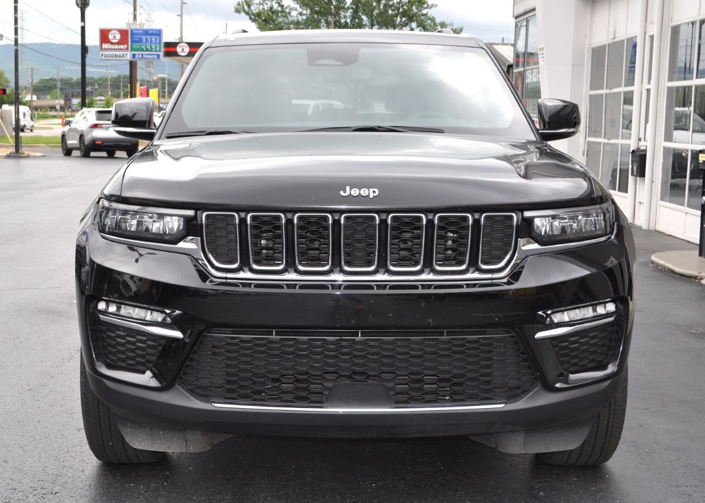 2024 Jeep Grand Cherokee Image 3