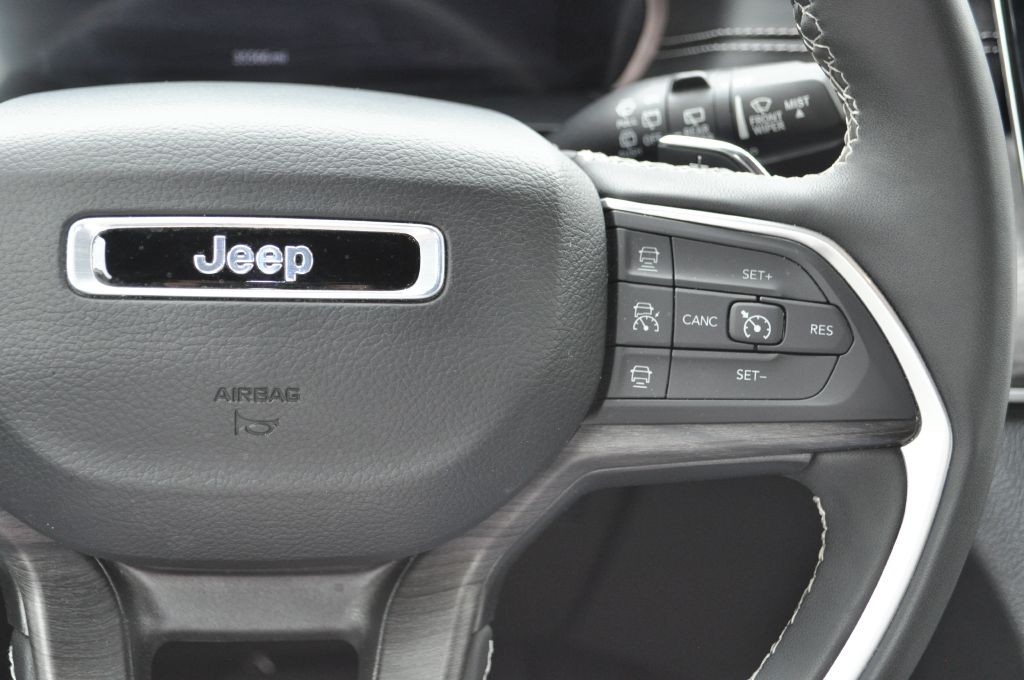 2024 Jeep Grand Cherokee Image 9