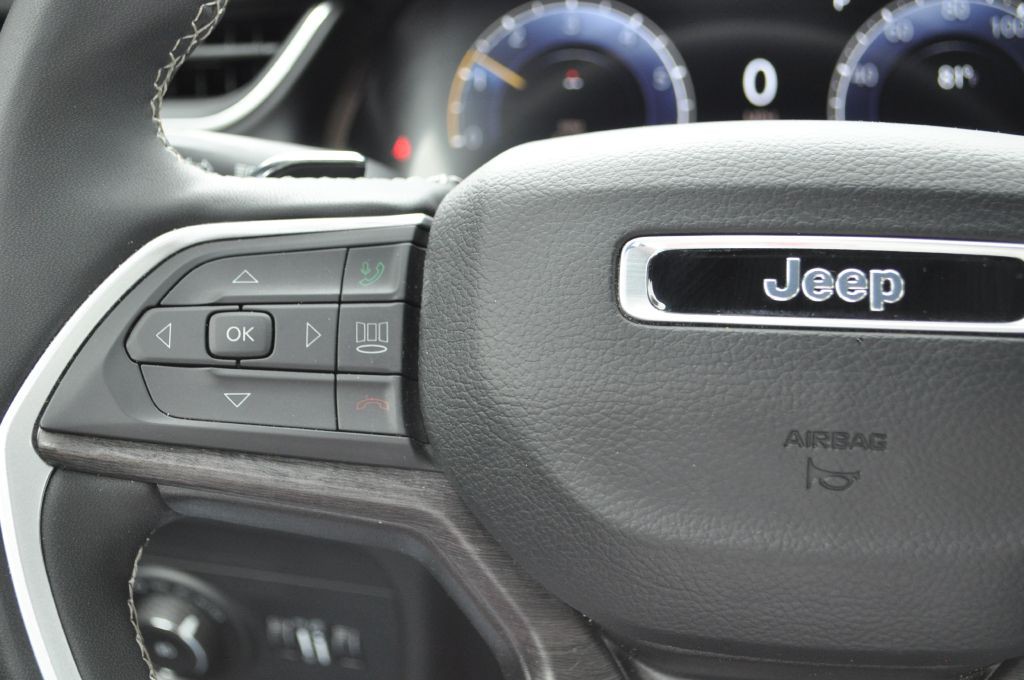 2024 Jeep Grand Cherokee Image 13