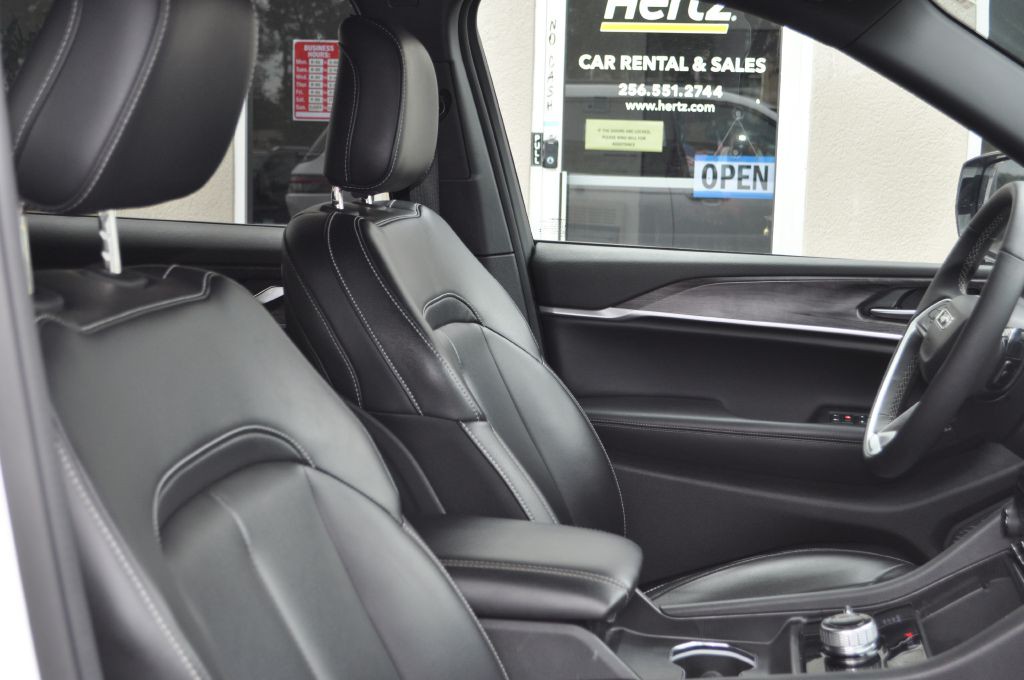 2024 Jeep Grand Cherokee Image 25