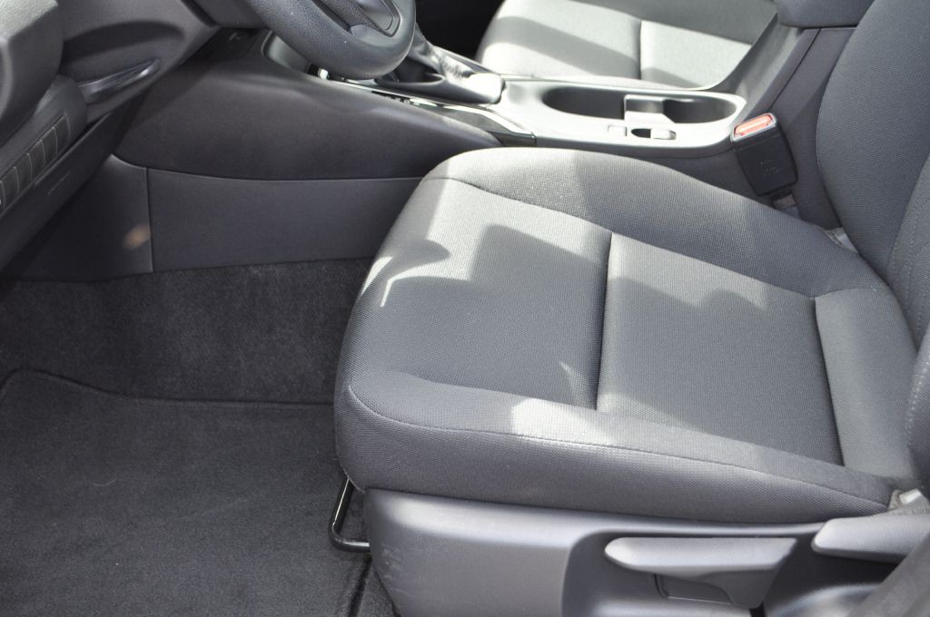 2026 Toyota Corolla Image 7