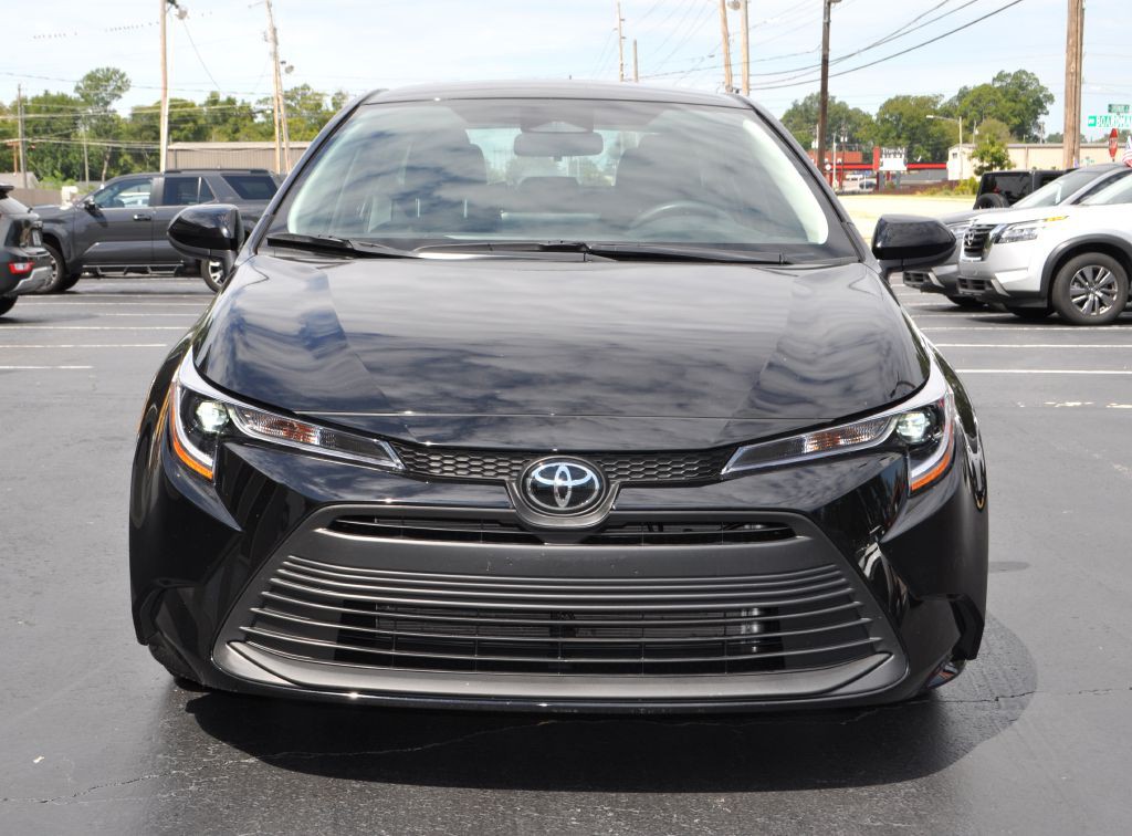 2026 Toyota Corolla Image 3