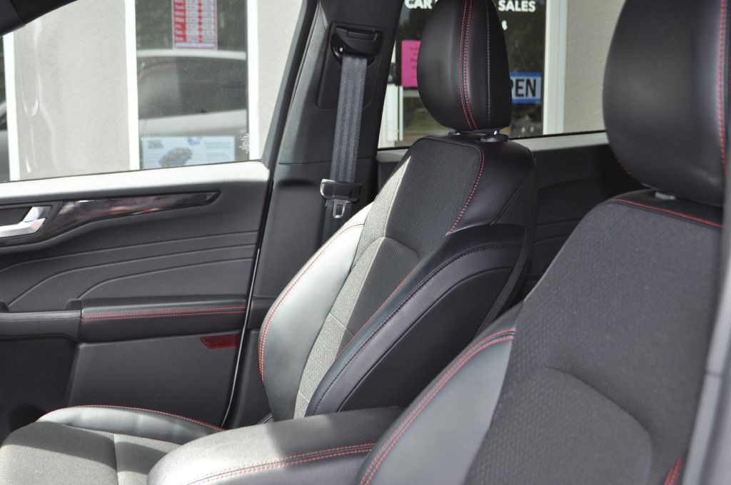 2025 Ford Escape Image 6