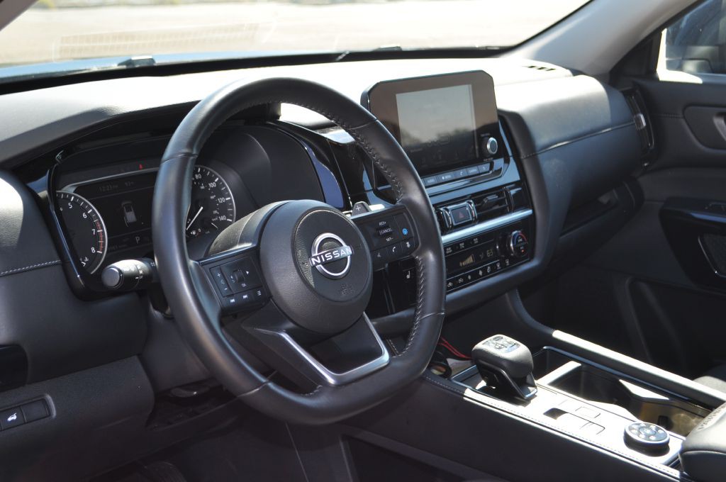 2025 Nissan Pathfinder Image 8