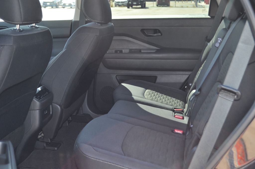 2025 Nissan Pathfinder Image 13