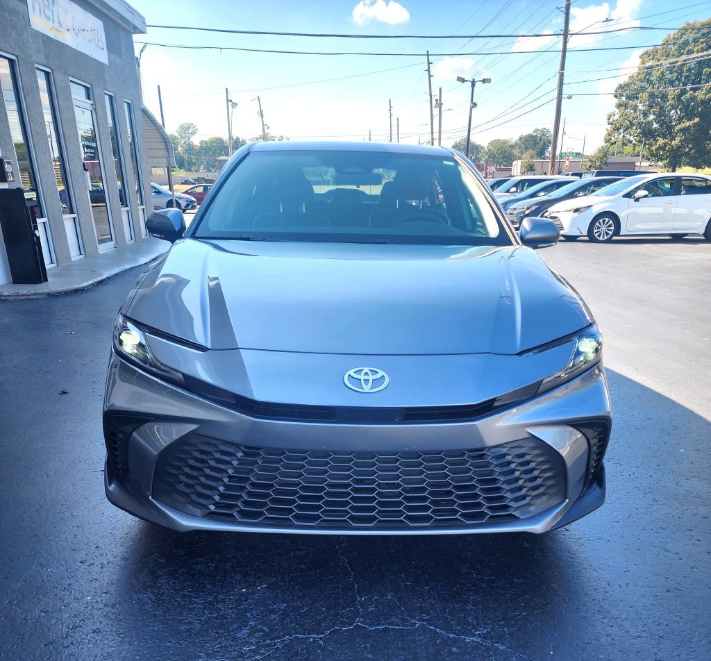 2026 Toyota Camry Image 3