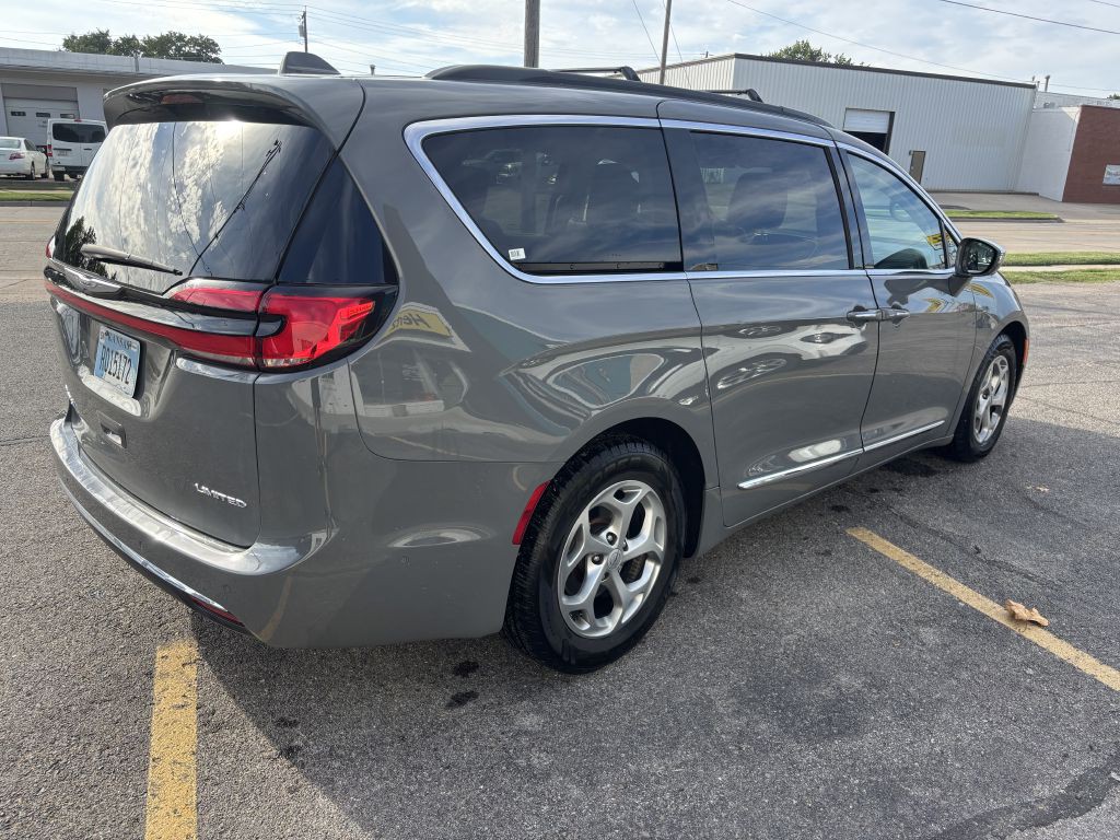 2022 Chrysler Pacifica Image 6