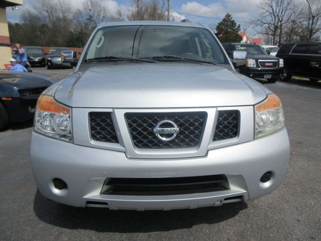 2011 Nissan Armada Image 2
