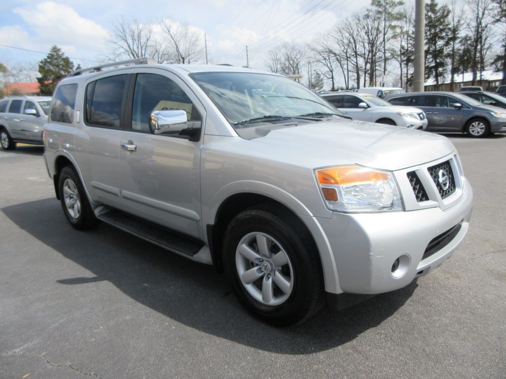 2011 Nissan Armada Image 3