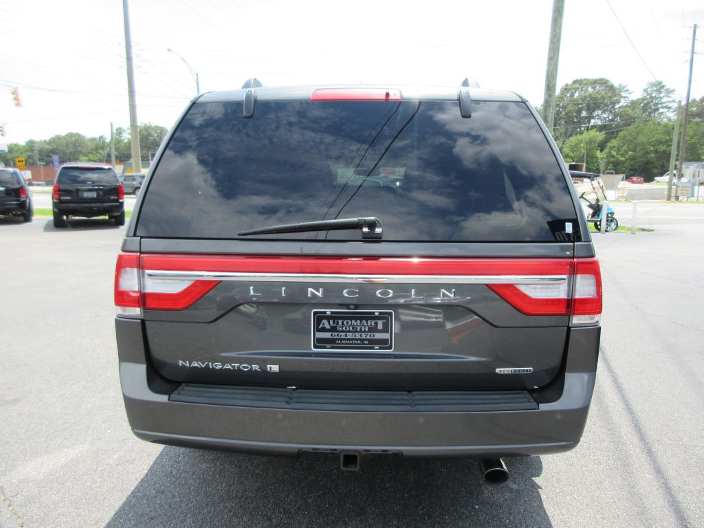 2015 Lincoln Navigator Image 5