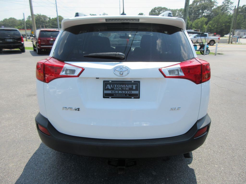 2015 Toyota Rav4 Image 5