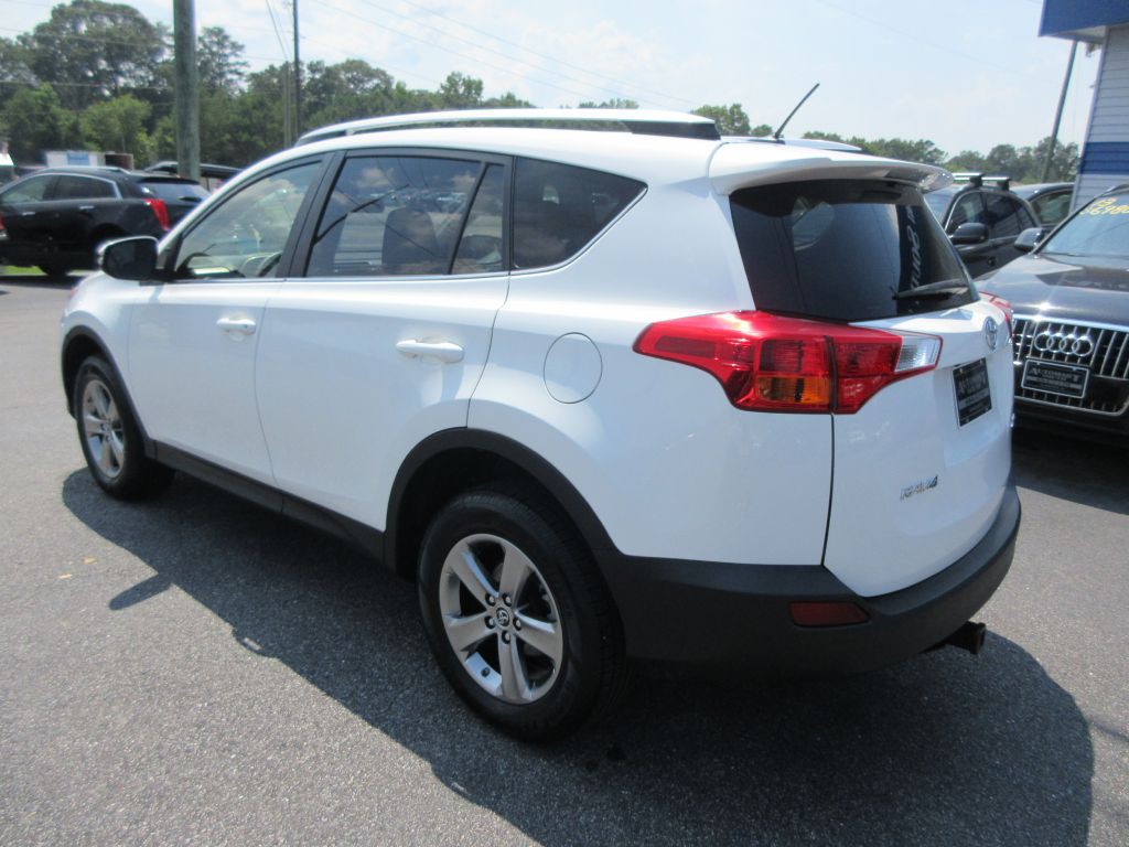 2015 Toyota Rav4 Image 6