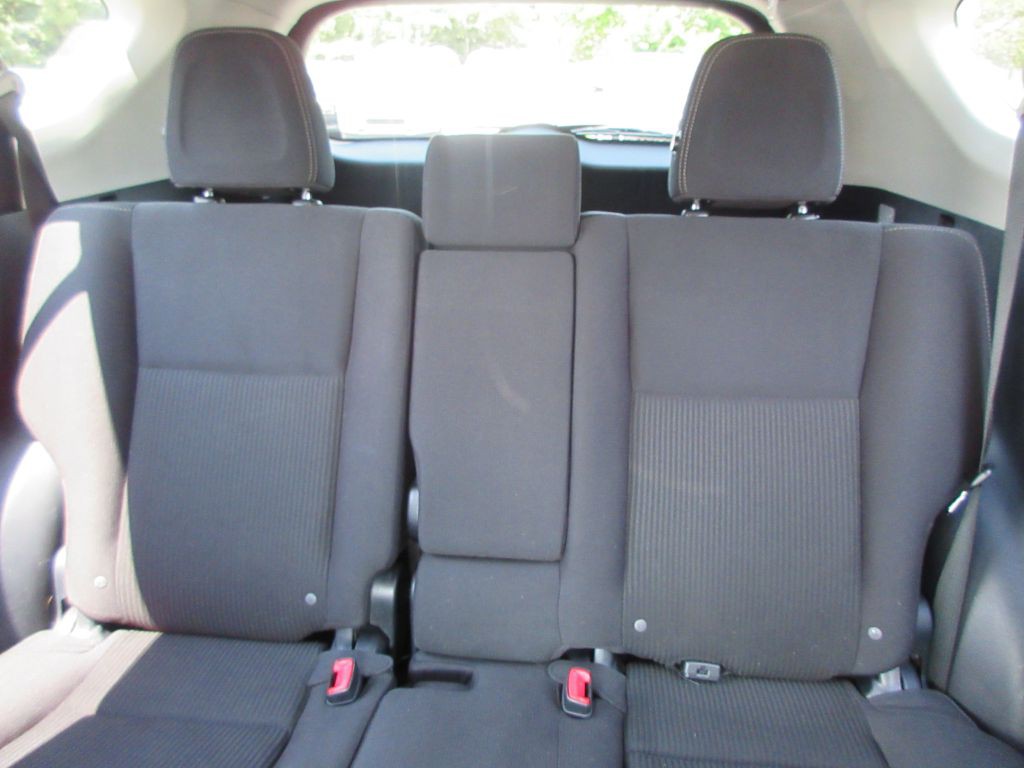 2015 Toyota Rav4 Image 13