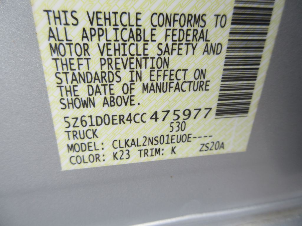 2012 Suzuki Equator Image 13