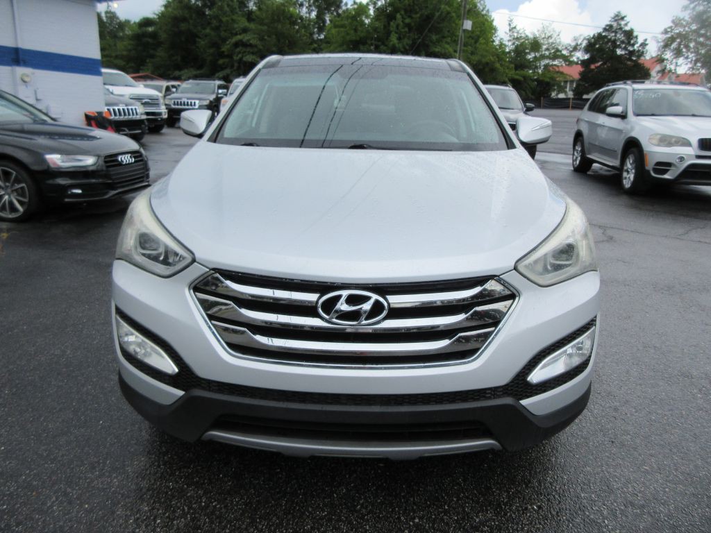 2013 Hyundai Santa Fe Sport Image 2