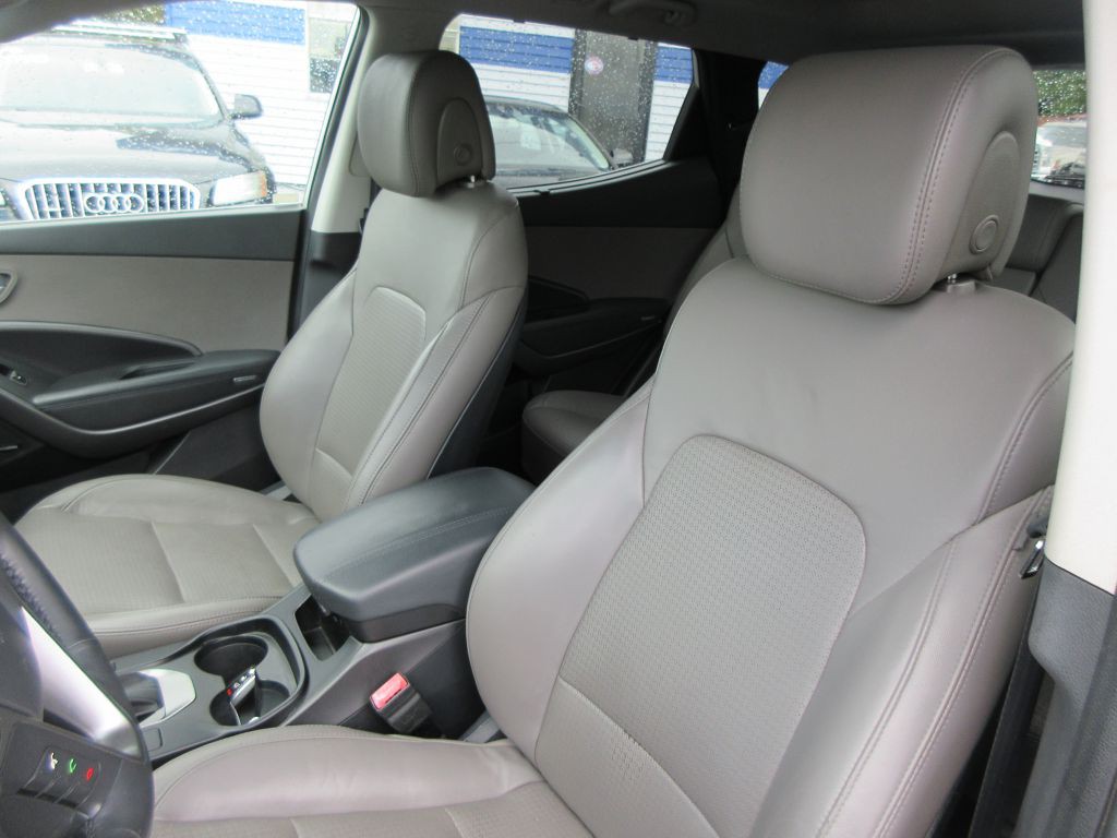 2013 Hyundai Santa Fe Sport Image 12