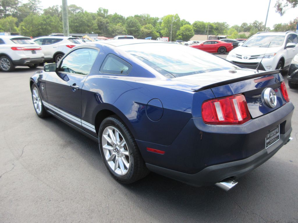 2011 Ford Mustang Image 6