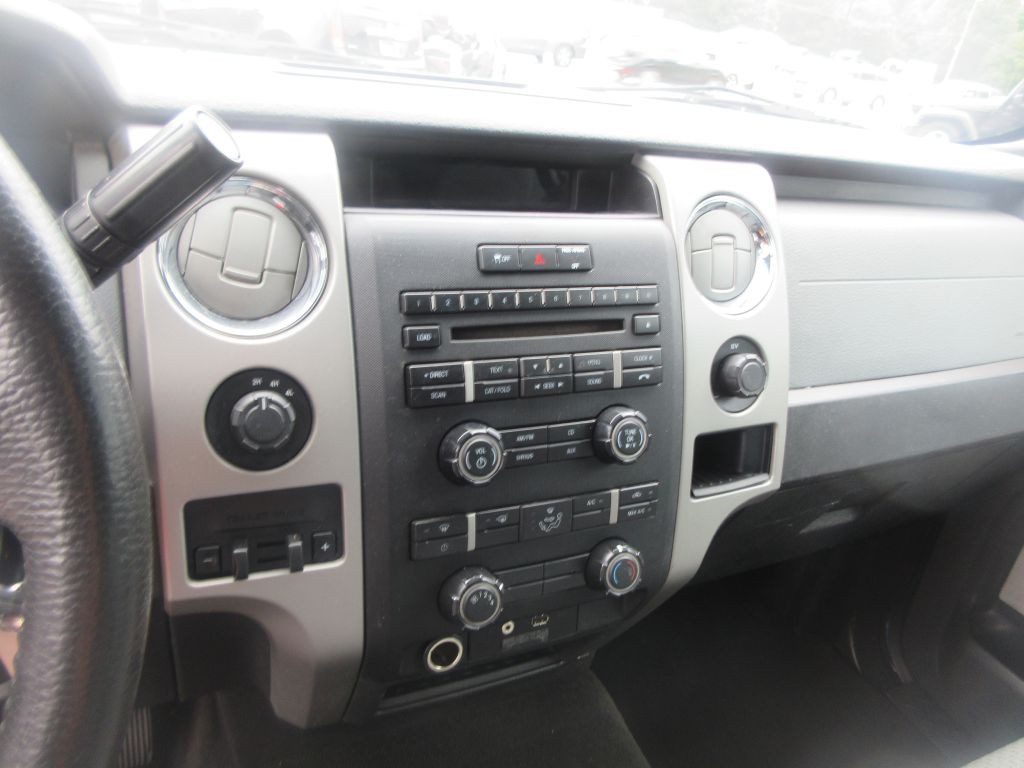 2011 Ford F-150 Image 9