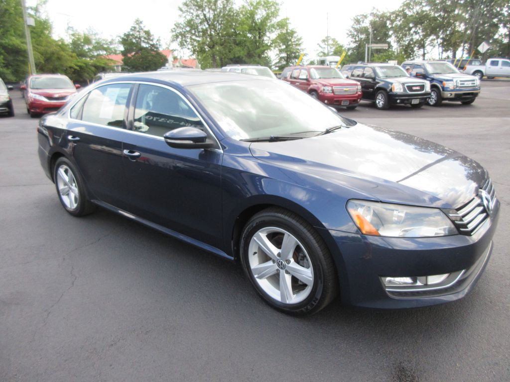2012 Volkswagen Passat Image 3
