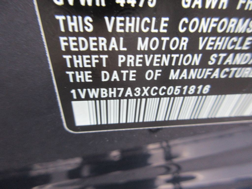 2012 Volkswagen Passat Image 14