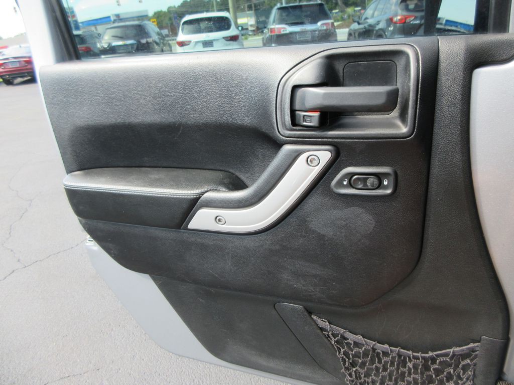2016 Jeep Wrangler Unlimited Image 10