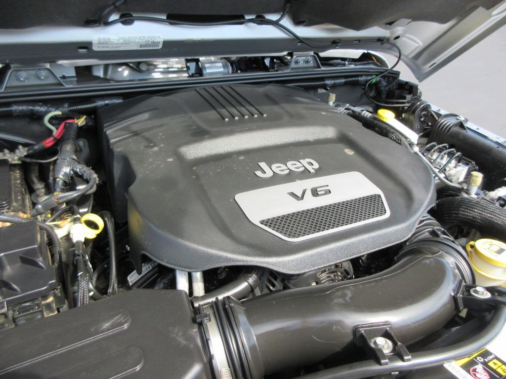 2016 Jeep Wrangler Unlimited Image 16