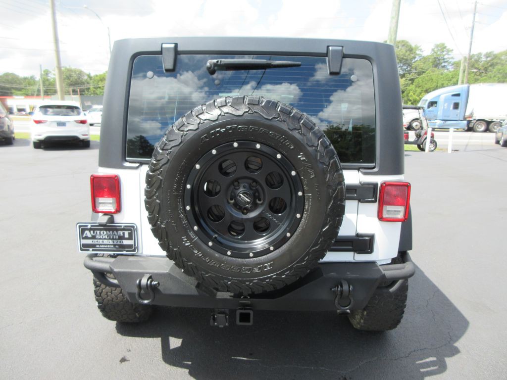 2012 Jeep Wrangler Unlimited Image 5