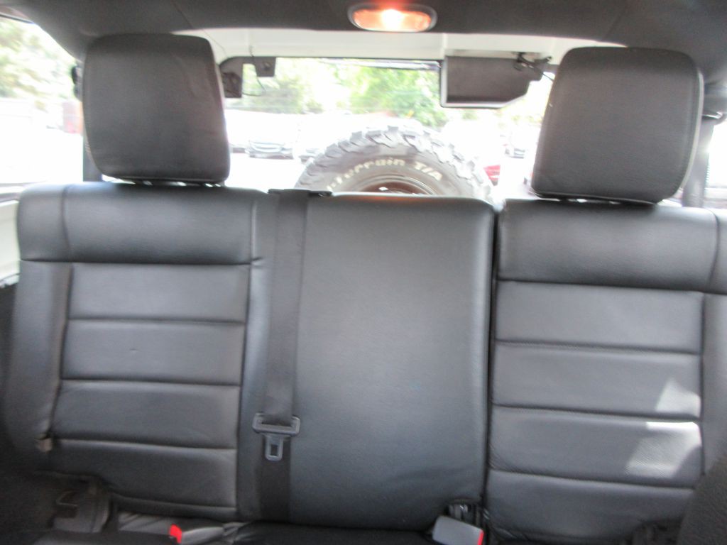 2012 Jeep Wrangler Unlimited Image 12