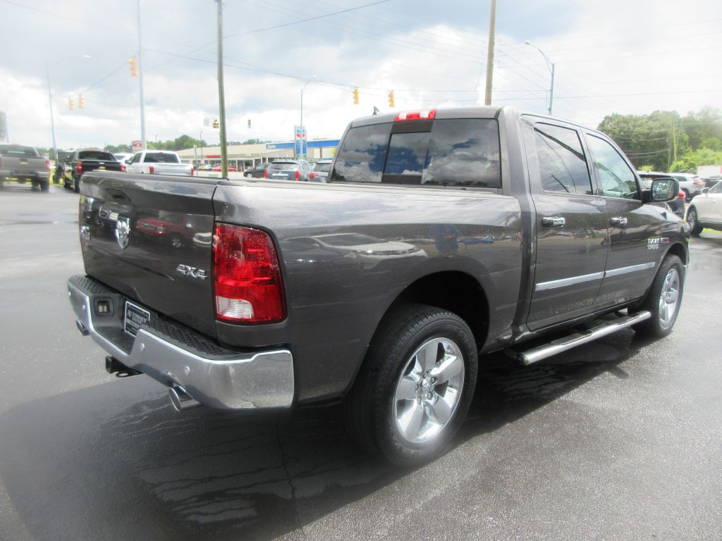 2015 RAM 1500 Image 4