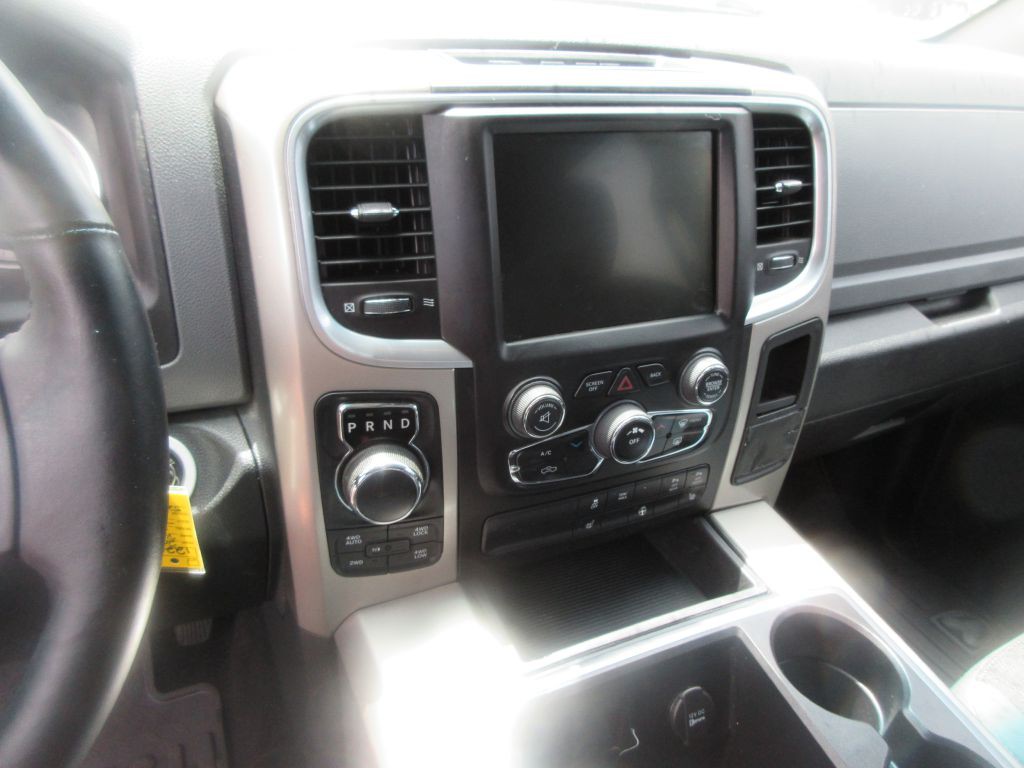 2015 RAM 1500 Image 10
