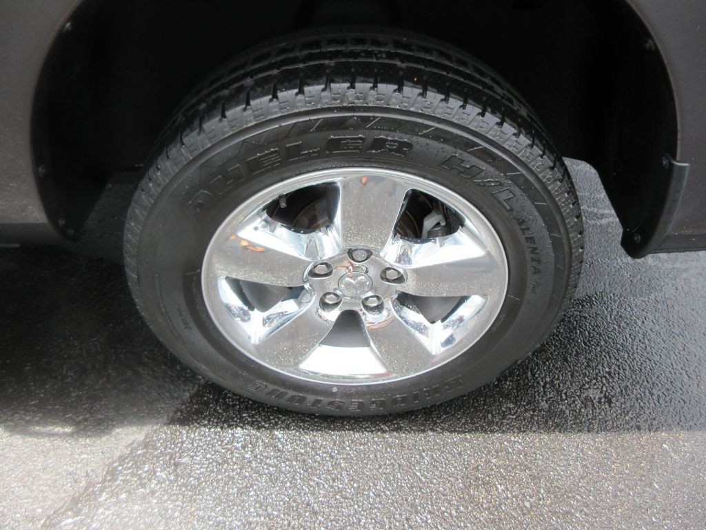 2015 RAM 1500 Image 15