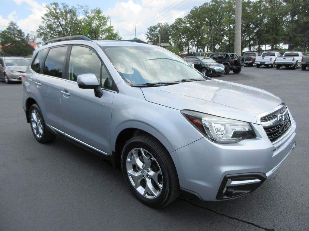 2017 Subaru Forester Image 3