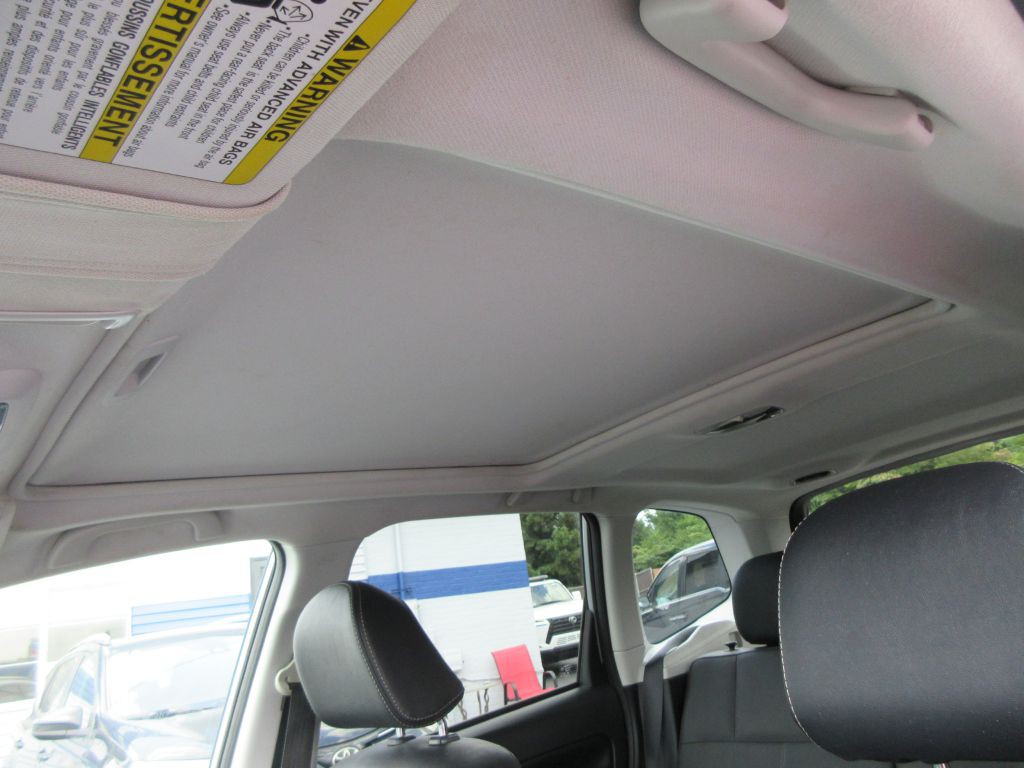 2017 Subaru Forester Image 11
