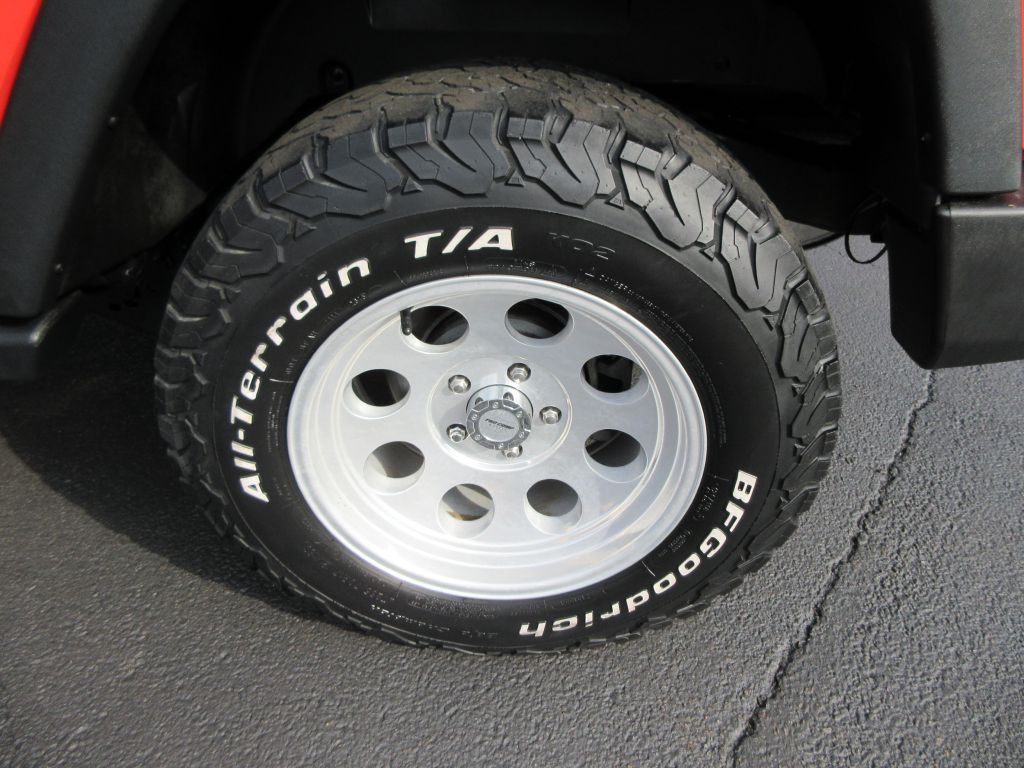 2013 Jeep Wrangler Image 14