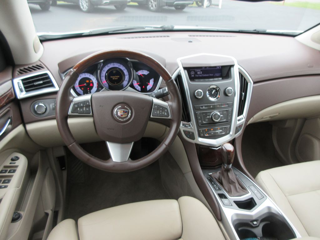 2011 Cadillac SRX Image 7