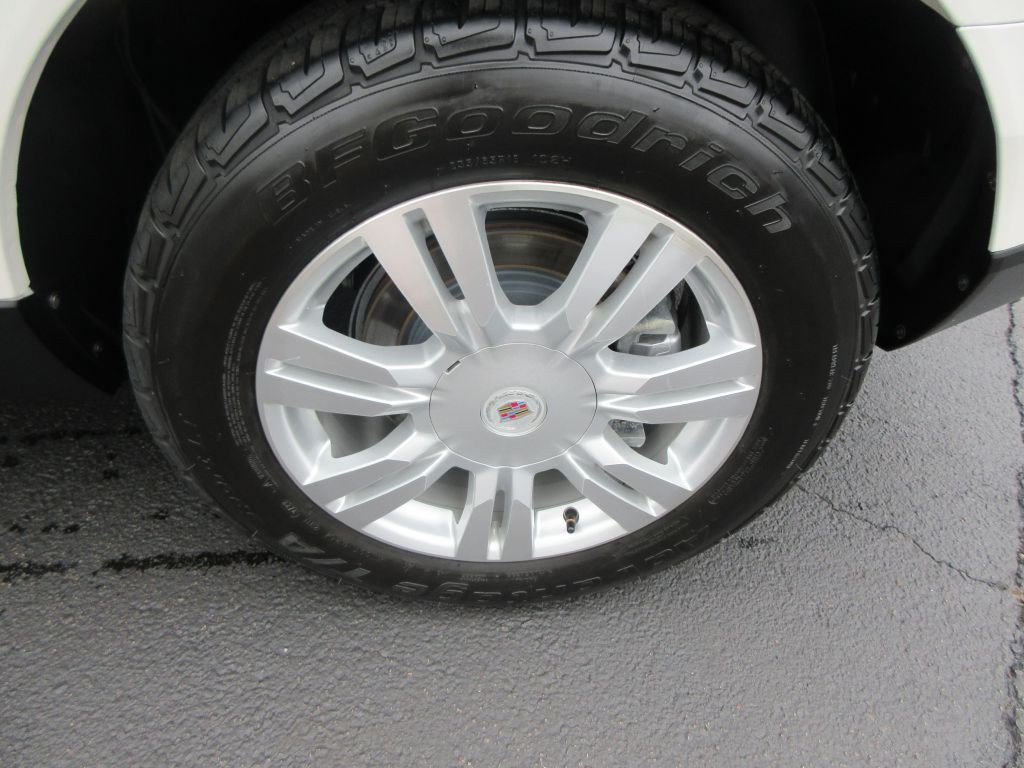 2011 Cadillac SRX Image 15