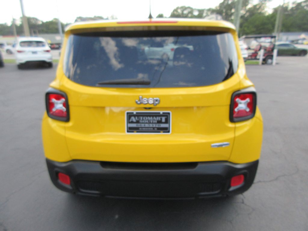 2017 Jeep Renegade Image 5