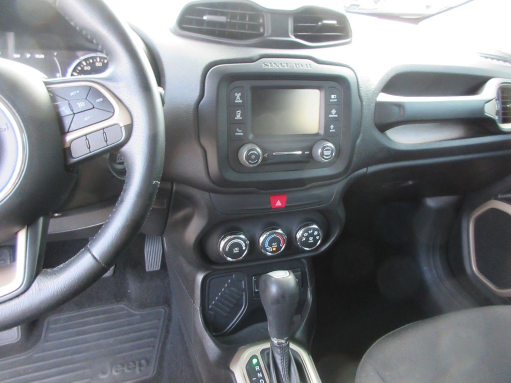 2017 Jeep Renegade Image 9