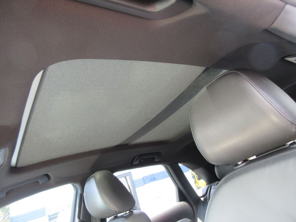 2015 Audi Q3 Image 11