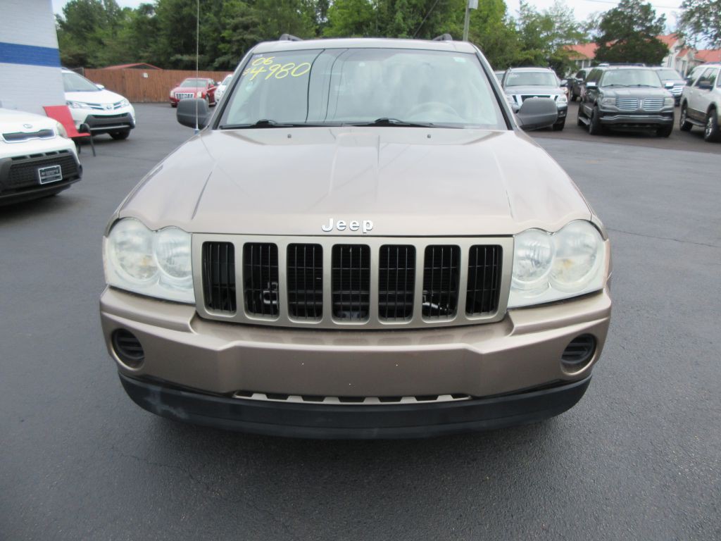 2006 Jeep Grand Cherokee Image 2