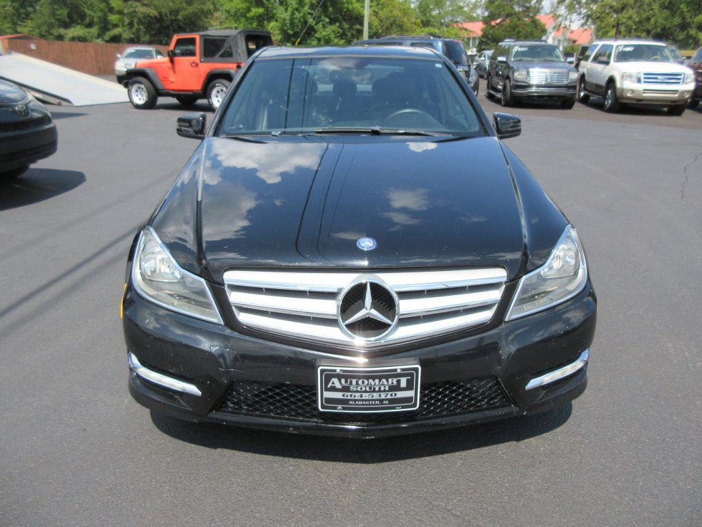 2012 Mercedes-Benz C-Class Image 2