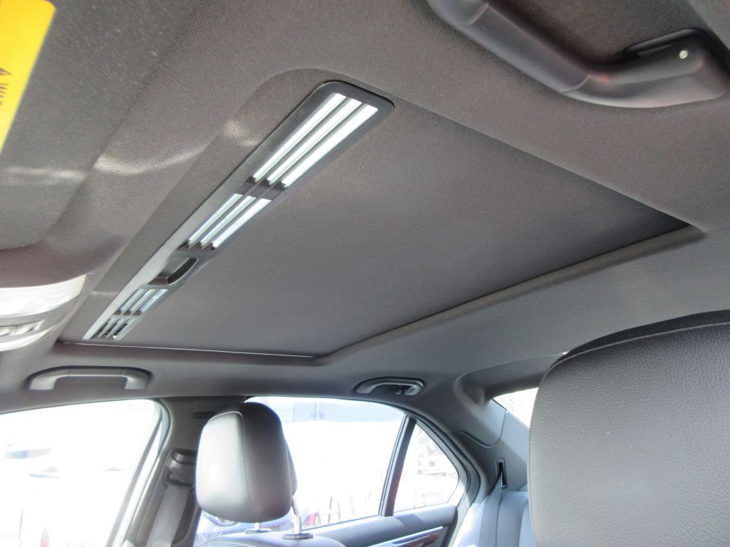 2012 Mercedes-Benz C-Class Image 11