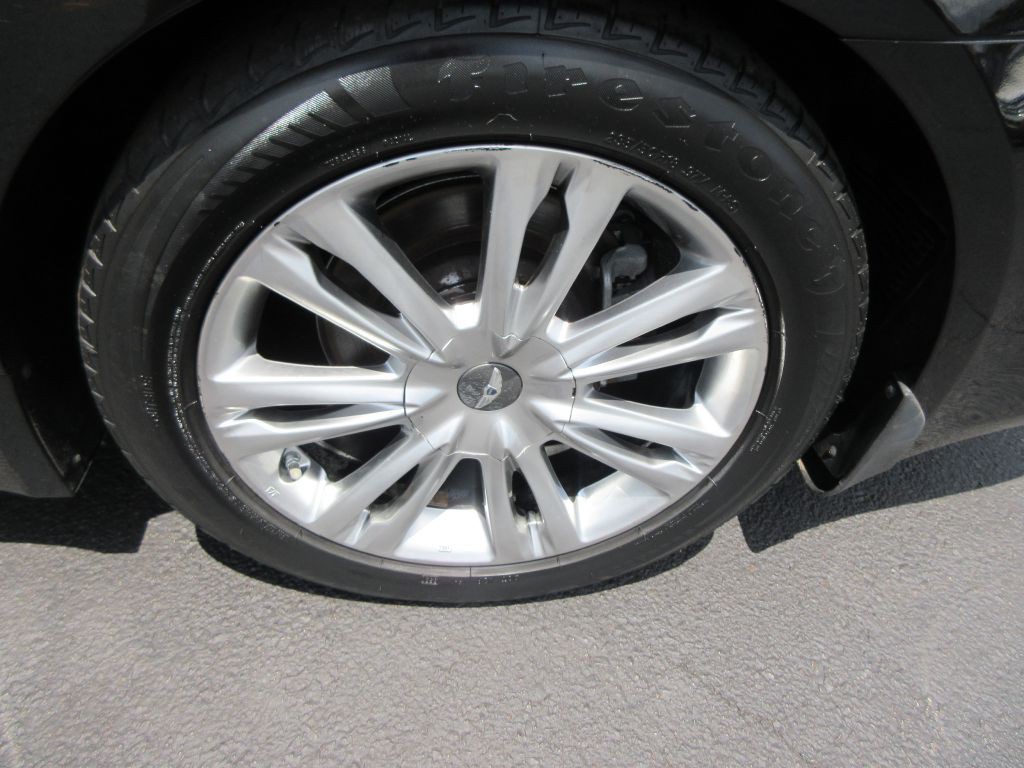 2013 Hyundai Genesis Image 14