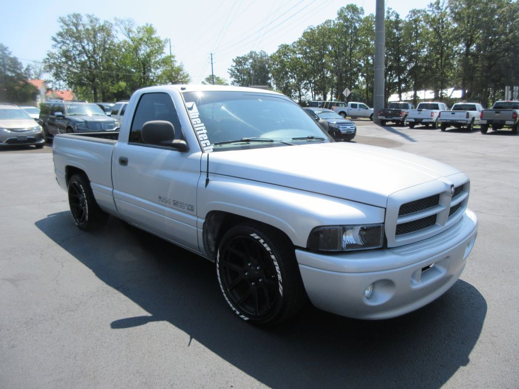 2001 Dodge Ram 1500 Image 3