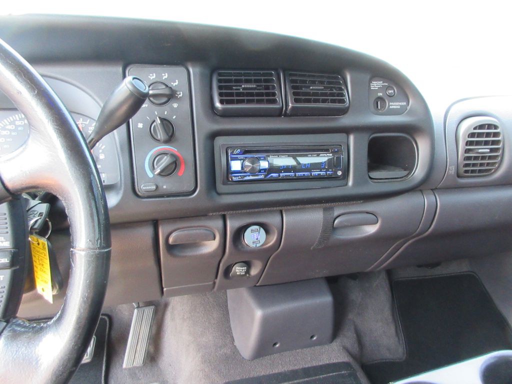 2001 Dodge Ram 1500 Image 10