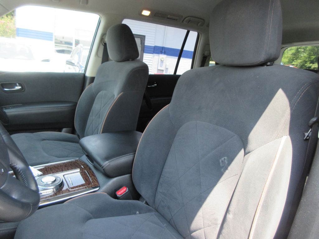 2017 Nissan Armada Image 11