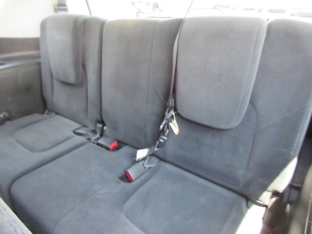2017 Nissan Armada Image 13