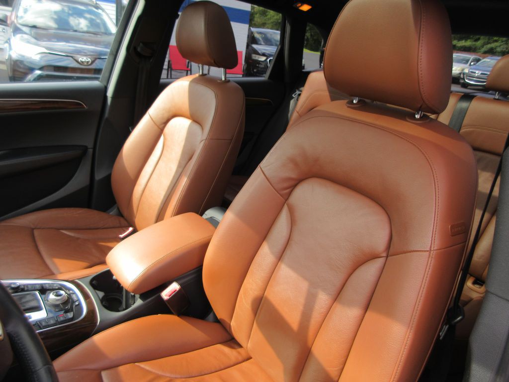 2011 Audi Q5 Image 12