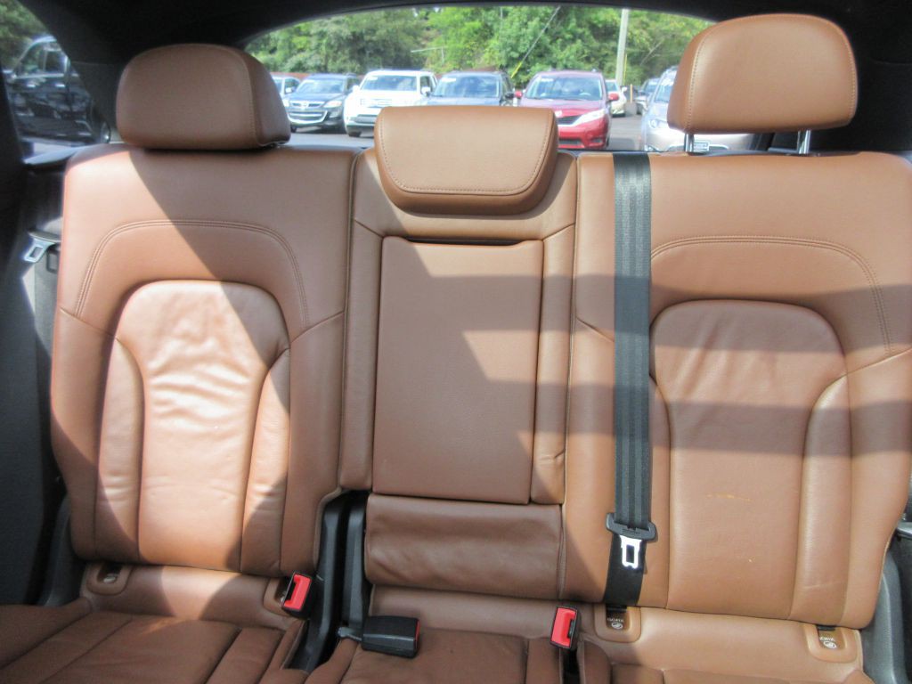 2011 Audi Q5 Image 13