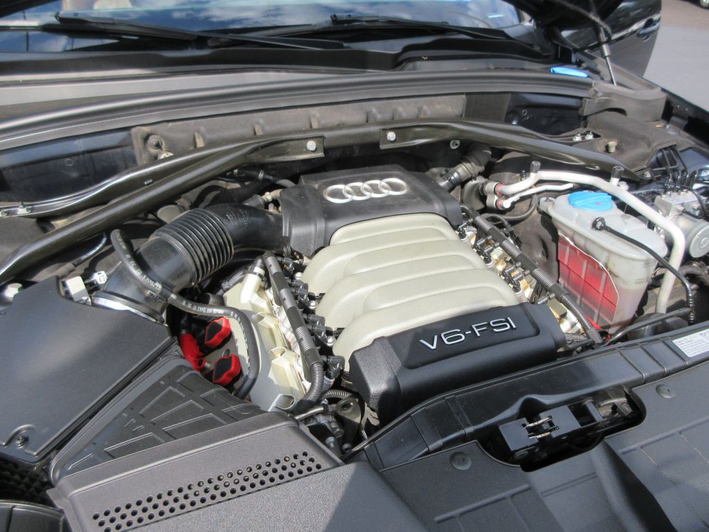 2011 Audi Q5 Image 17